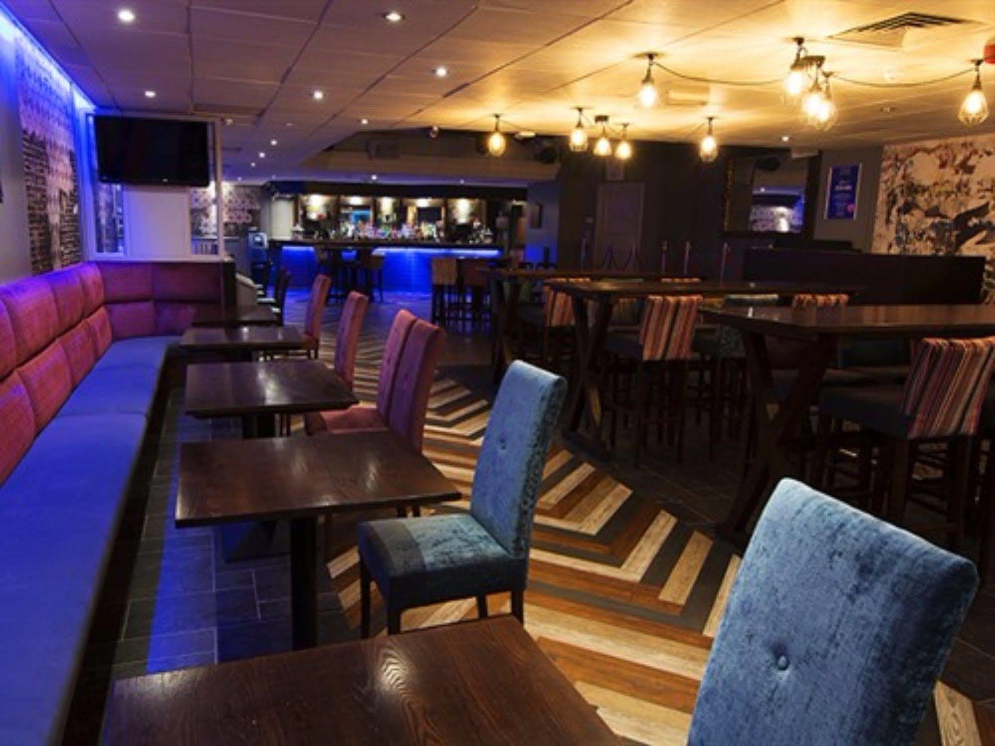 West Port Hotel Linlithgow Extérieur photo